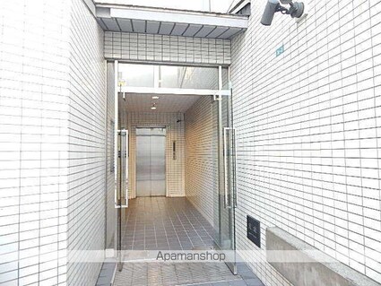 東京都立川市柴崎町２丁目[1R/20.65m2]のエントランス