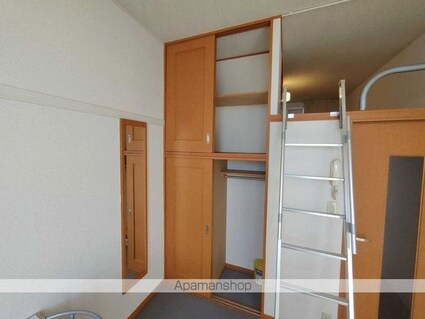 レオパレスエル・ビエント[1K/19.87m2]の収納