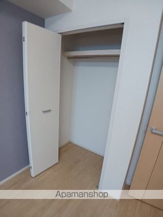 ミルト長浜Ａ棟[1LDK/53.68m2]の収納