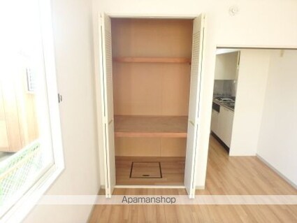 ラズベリーハウスＡ・Ｂ[1R/23.14m2]の収納