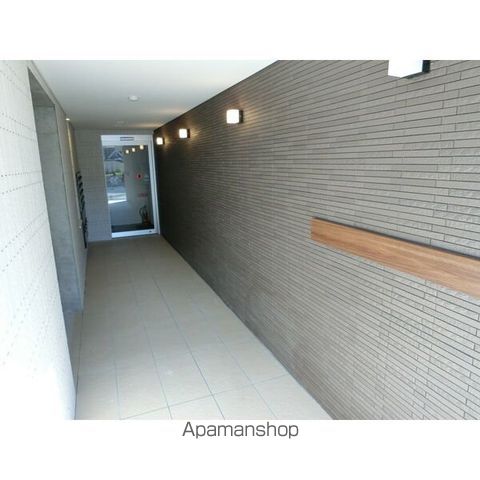 NOON栄通の内装写真