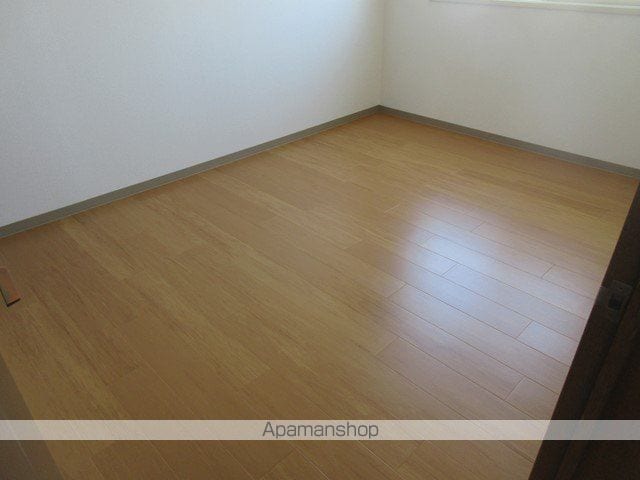 クレストールIIIの内装写真