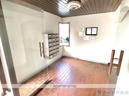 メゾン和泉[3DK/57.75m2]のエントランス2