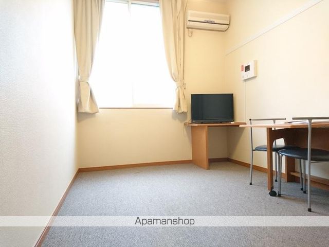 レオパレスヴィラインゼルの内装写真