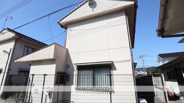 晴山団地5号の外観写真