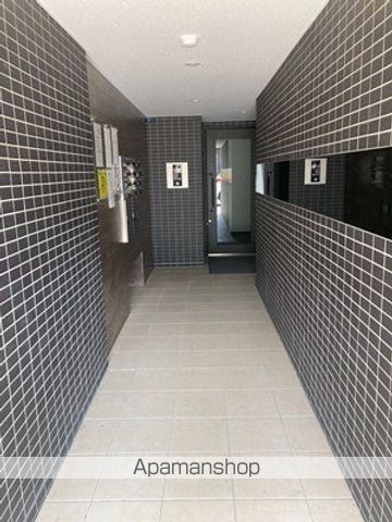 ラグジースペース東札幌の玄関写真