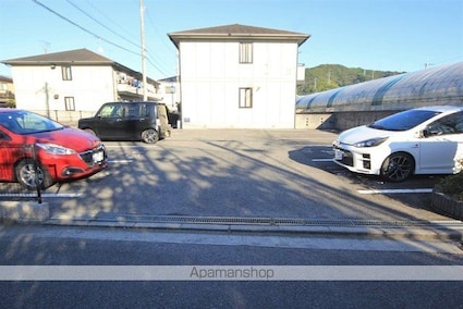 ブランシェ・プレジール　Ｂ棟[2LDK/55.44m2]の駐車場