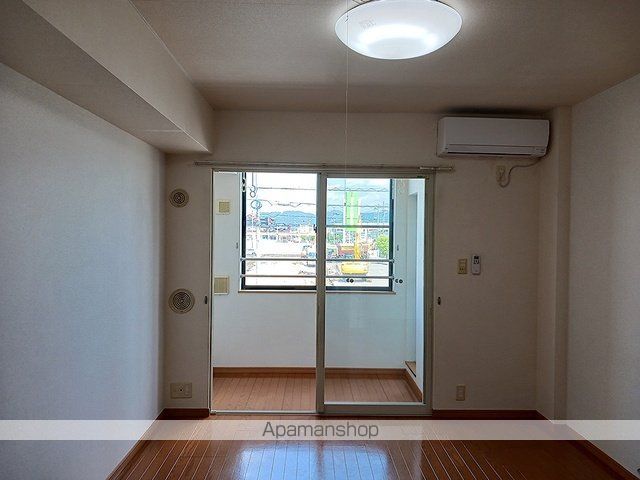 エクセル・Kの内装写真