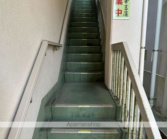 WINSHOME橘IIの玄関写真