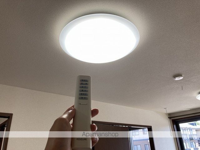 フローラルパークコート Aの内装写真