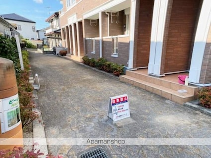 ピーレス[1LDK/46.49m2]のエントランス2