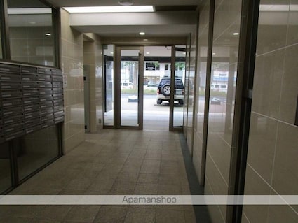 ヴィアーレ北目町[1R/31.4m2]のロビー