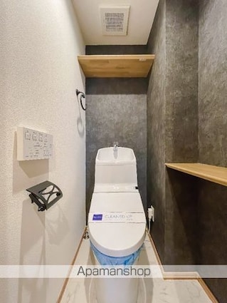 レジディア吉祥寺[2DK/45.05m2]のトイレ