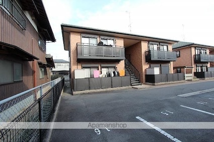 パインズコート新居　Ｅ棟[2LDK/55.89m2]の外観2