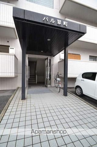 パル翠町の玄関写真
