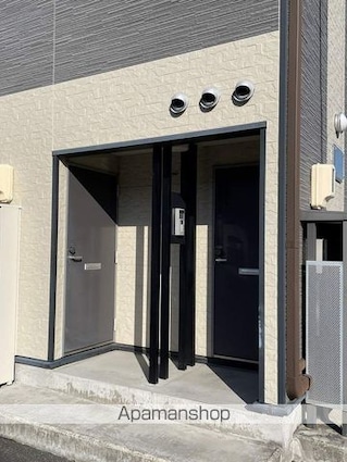 レオパレスマリナⅡ[1K/23.27m2]のエントランス2