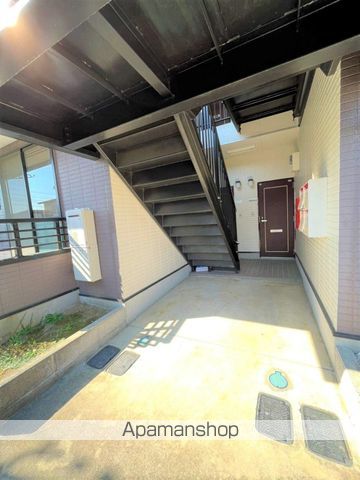 ドミール本郷 B棟の外観写真