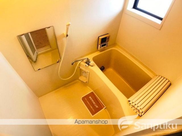 インペリアル ヴィラ A棟の内装写真