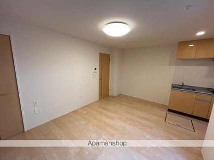 グランドコートＭＨ[1R/28.78m2]のリビング・居間2