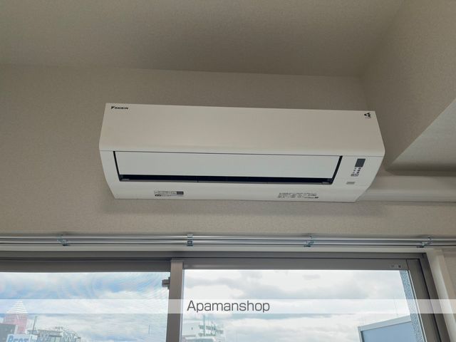 SOLメイクス新栄の内装写真
