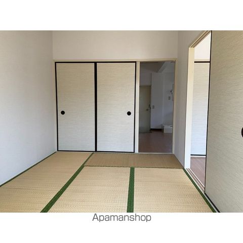 白樺ハイツの内装写真