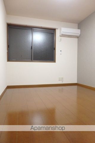 リビングタウン家代の里Aの内装写真