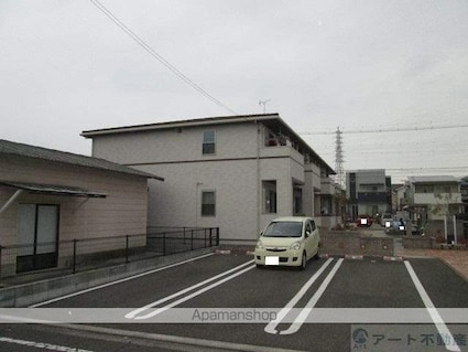 プルマージュＡ・Ｒ[2DK/45.77m2]の駐車場2