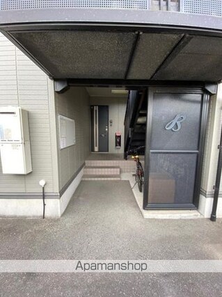 カメリアハイツ　Ｂ棟[2DK/50.42m2]のエントランス