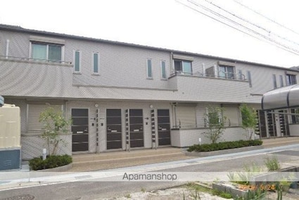 エルメゾン　ラクワット[1R/26.28m2]のエントランス