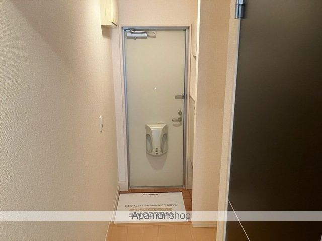ヒルズ・若松町IIIの内装写真
