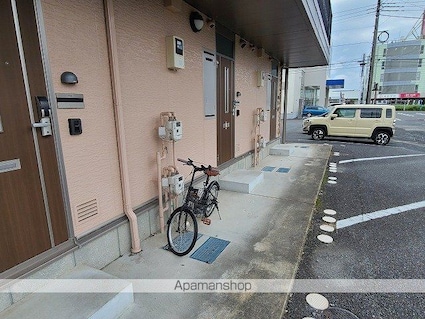 ＷｅｌｌＶｉｌｌａ　笠原[1K/27.8m2]のエントランス