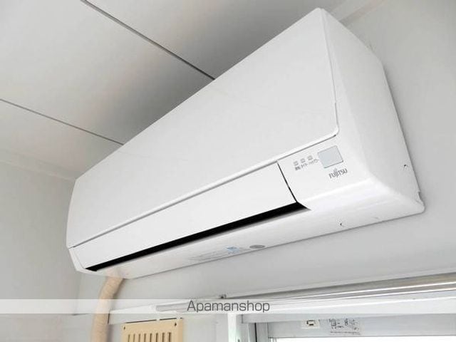 ビレッジハウス楠II1号棟の内装写真