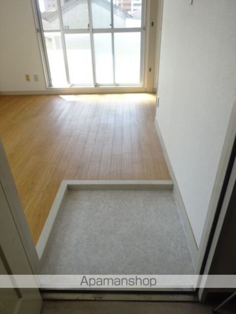 和歌山県和歌山市橋丁[1K/17.1m2]の玄関