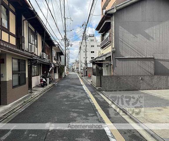 キンブリッジ壬生西院駅前の外観写真