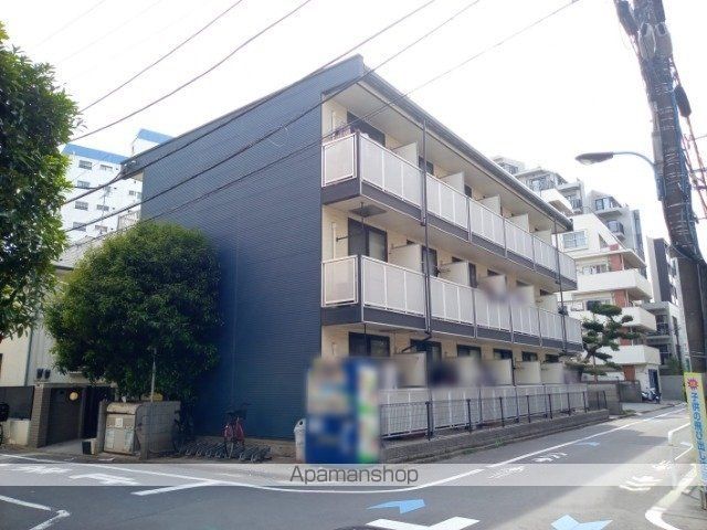 レオパレスシェモアIIIの玄関写真