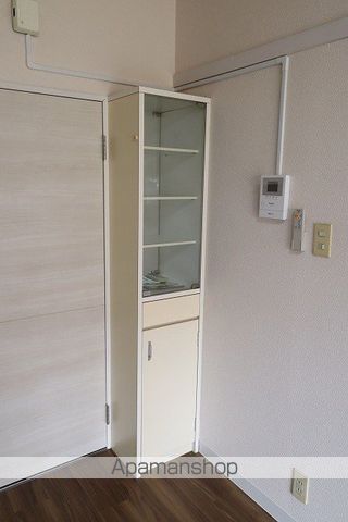 ジョイナス四ツ葉町 B棟の内装写真