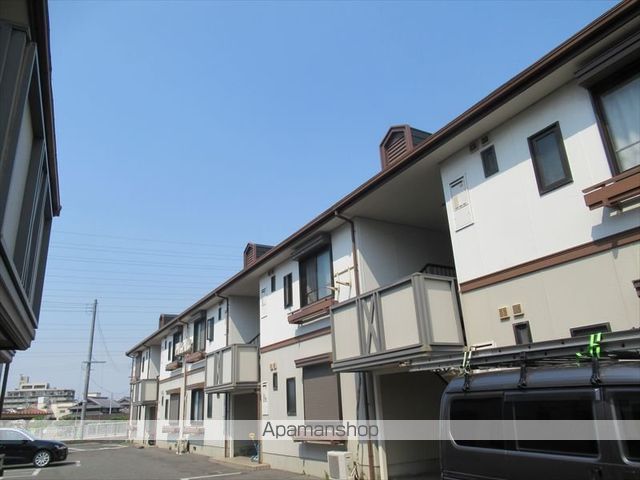 フローラ桜ヶ丘の外観写真