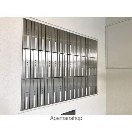 コンセール葵[1DK/34.12m2]の共用部1