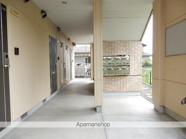 サンユニバースガルデンの玄関写真