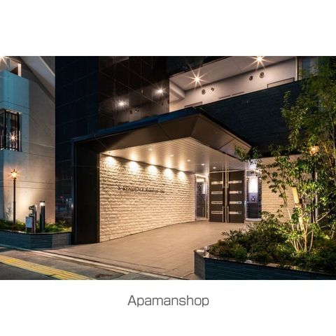 SーRESIDENCE六番町の玄関写真