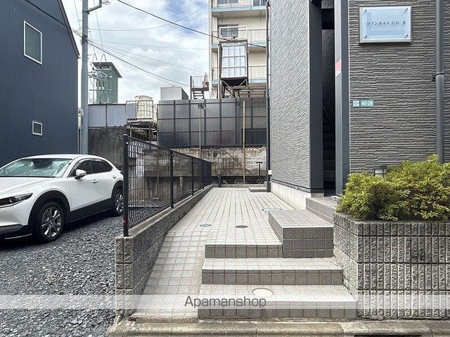 レオパレスラインホルト立石IIの玄関写真