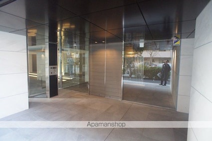 プラウドフラット渋谷富ヶ谷[1LDK/34.2m2]のエントランス2