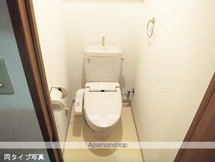 コンフォリア芝浦キャナル[1K/21.97m2]のトイレ