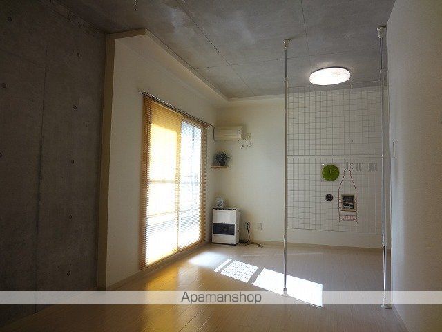 アーバンクラスタ元町Iの内装写真
