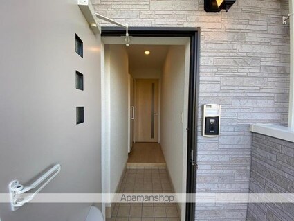 ディス・リヴィエール[2DK/45.67m2]の玄関