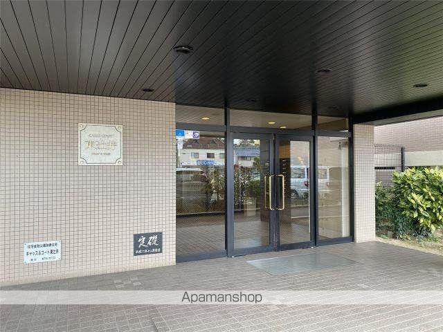 キャッスルコート東辻井の玄関写真