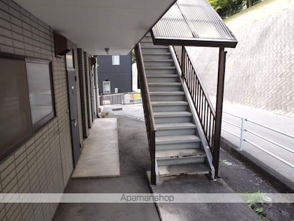 コーポウェイラ５３[2K/33.13m2]の共用部2