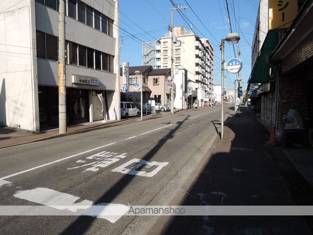 シャンウエストの周辺写真