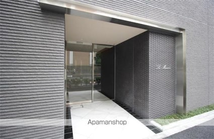 ル　マノアール[1K/27.86m2]のエントランス