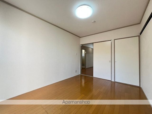 パレーシャル藤原 A棟の内装写真